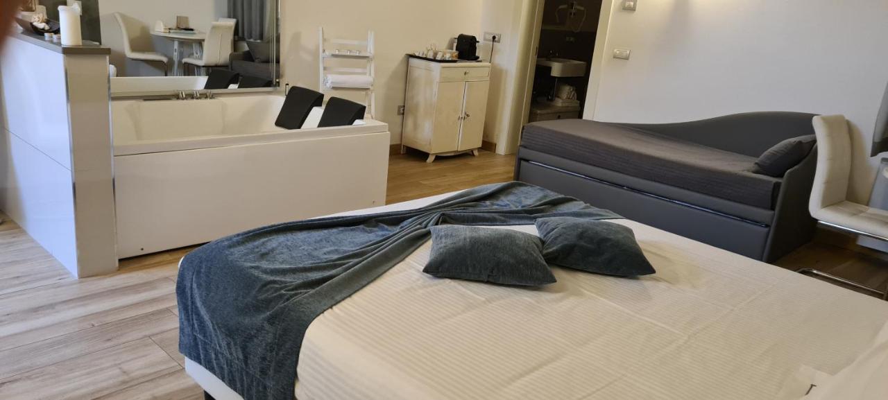 B&B Emozioni e Relax Pietole Esterno foto